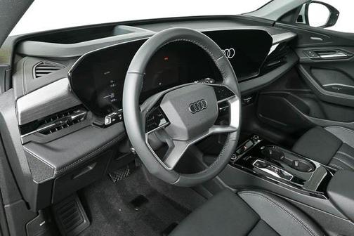 2025 Audi Q6 e-tron Premium Plus quattro