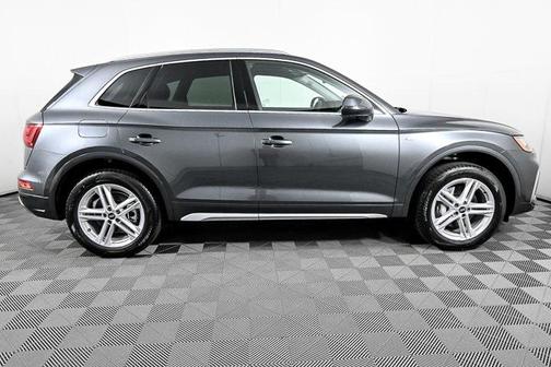 2025 Audi Q5 55 S line Premium Plus