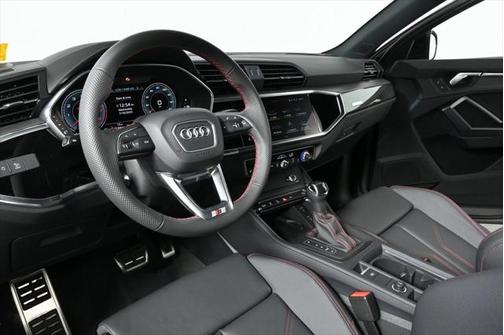 2025 Audi Q3 45 S line Premium Plus