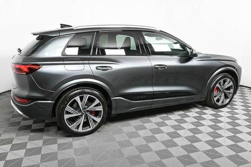 2025 Audi SQ6 e-tron Premium Plus quattro