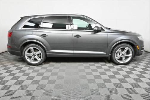 2019 Audi Q7 55 Prestige