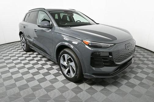 2025 Audi Q6 e-tron Premium Plus quattro