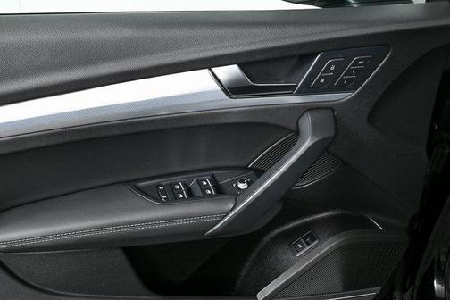 2024 Audi Q5 45 S line Premium Plus