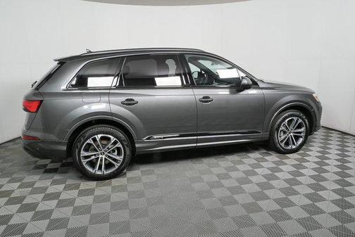 2026 Audi Q7 45 Premium Plus