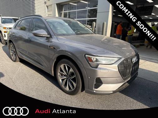 2021 Audi e-tron Premium Plus