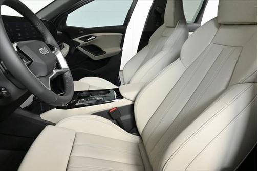 2025 Audi Q6 e-tron Premium Plus