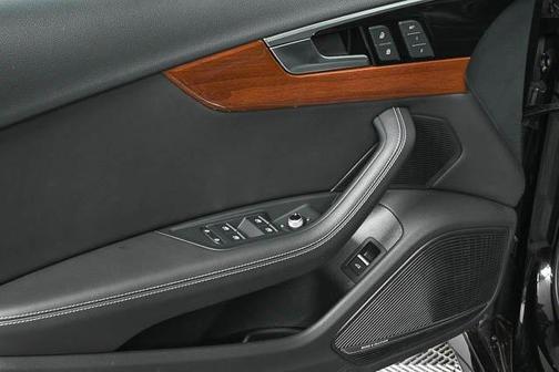 2022 Audi A4 40 Premium Plus