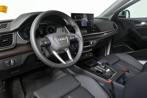 2025 Audi Q5 55 S line Premium Plus