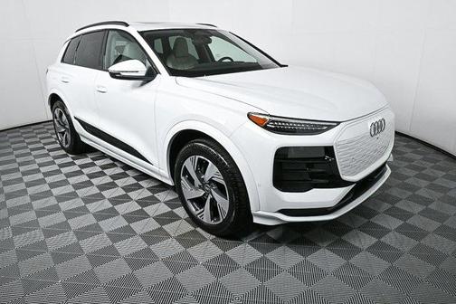 2025 Audi Q6 e-tron Premium Plus quattro