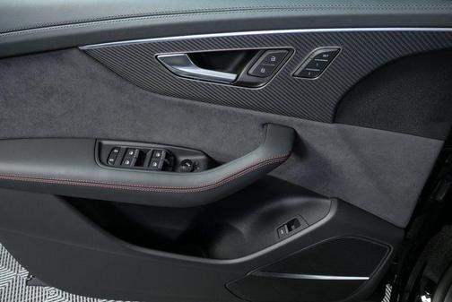 2026 Audi SQ8 4.0T Prestige