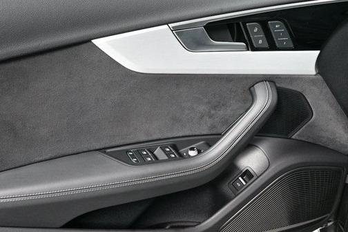 2024 Audi A4 45 S line Premium Plus