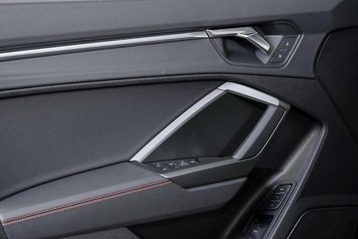 2025 Audi Q3 45 S line Premium Plus