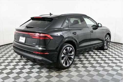 2025 Audi Q8 55 Premium