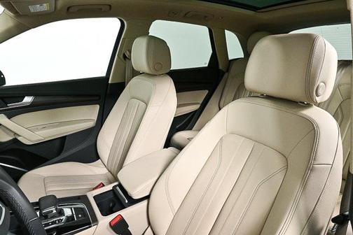 2022 Audi Q5 45 S line Premium