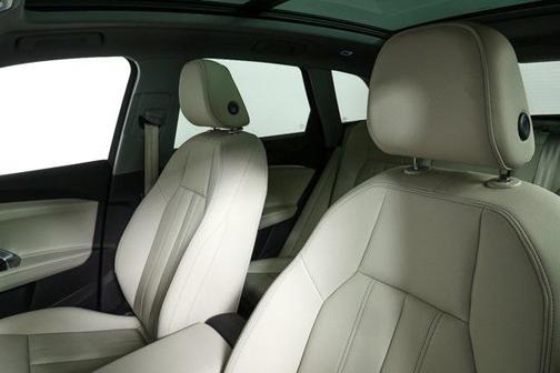 2025 Audi Q5 Premium TFSI quattro S tronic