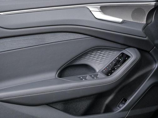 2026 Audi A6 Premium Plus quattro S tronic