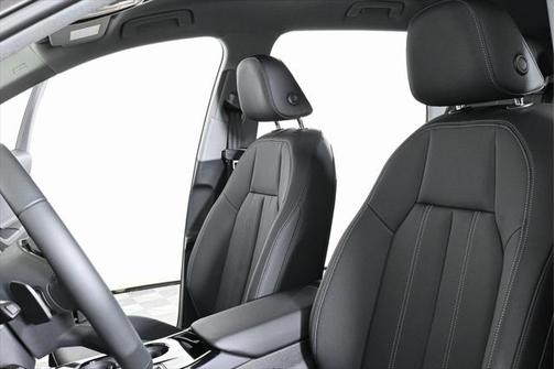 2025 Audi Q6 e-tron Premium