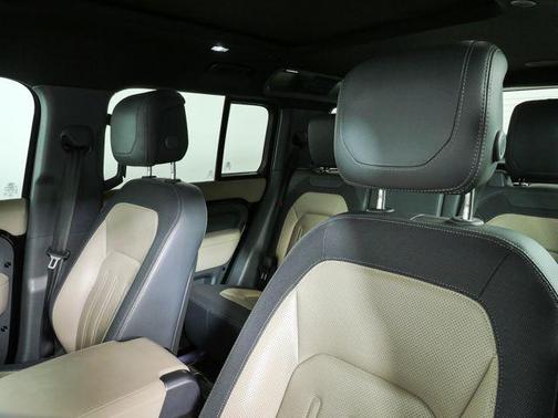 Santorini Black Metallic 2021 Land Rover Defender 110 X-Dynamic HSE