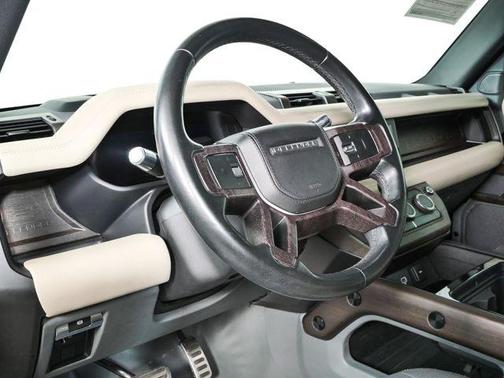Santorini Black Metallic 2021 Land Rover Defender 110 X-Dynamic HSE