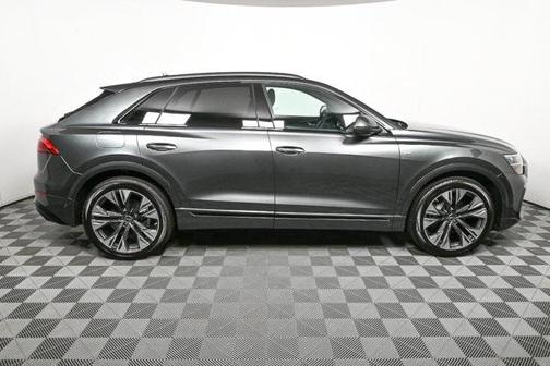 2025 Audi Q8 55 Premium Plus