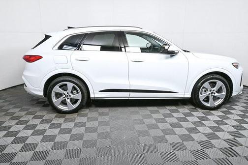 2025 Audi Q5 Prestige