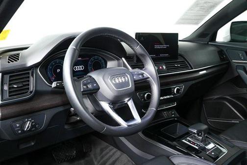 2023 Audi Q5 45 S line Premium Plus