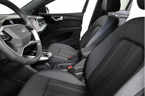 2025 Audi Q4 e-tron Prestige 55 quattro