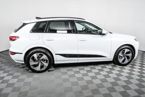 2025 Audi Q6 e-tron Prestige quattro