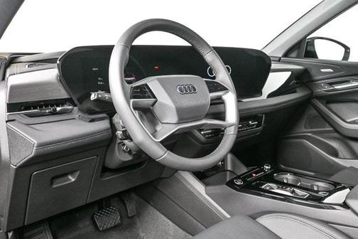 2025 Audi Q6 e-tron Premium Plus quattro