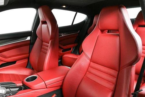 2015 Porsche Panamera GTS