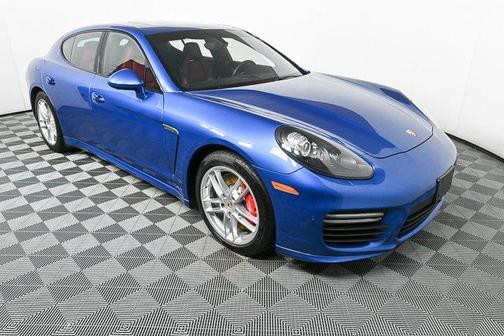 2015 Porsche Panamera GTS