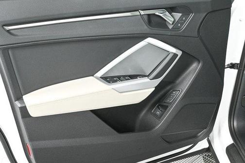 2022 Audi Q3 40 Premium