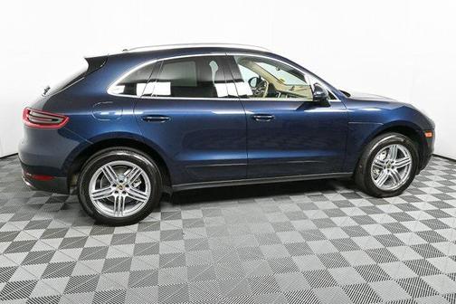 2015 Porsche Macan S
