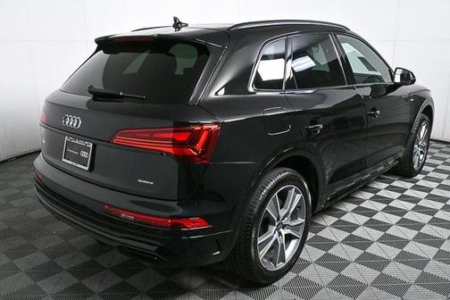 2025 Audi Q5 45 S line Premium