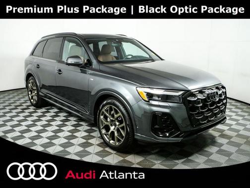 Daytona Gray Pearl Effect 2026 Audi Q7 55 Premium Plus