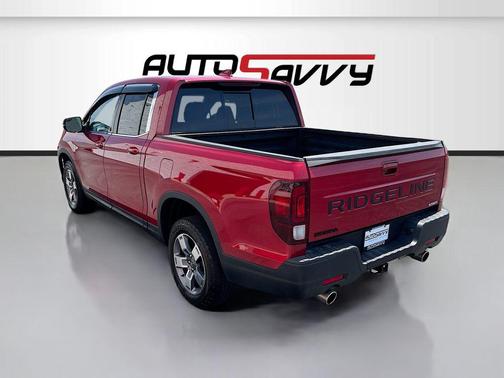 Red Metallic 2024 Honda Ridgeline RTL