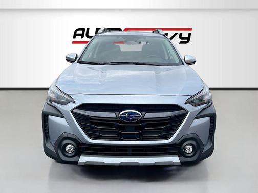 2025 Subaru Outback Touring