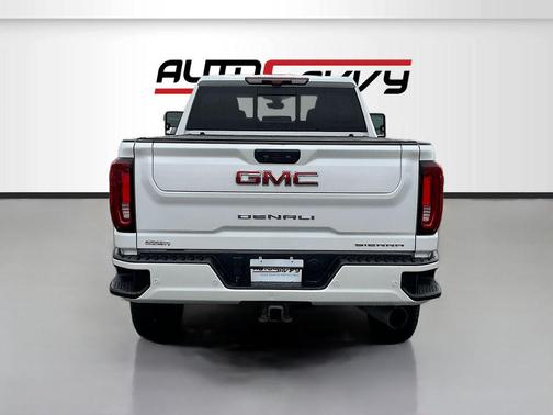2022 GMC Sierra 2500 Denali