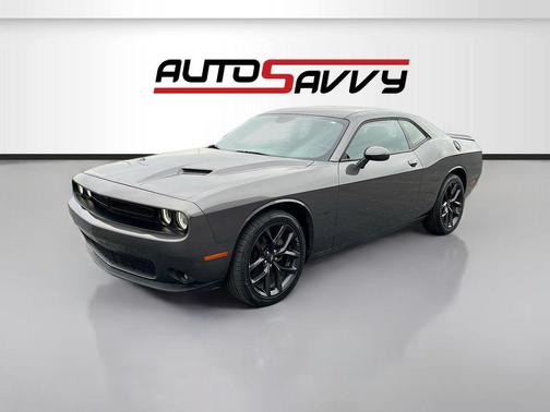 2021 Dodge Challenger SXT