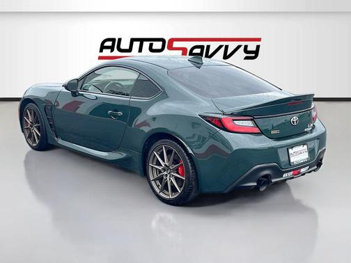 Ridge Green 2025 Toyota GR86 Base
