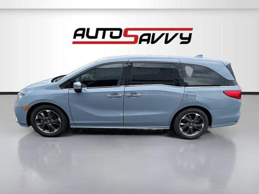 Obsidian Blue Pearl 2023 Honda Odyssey Elite