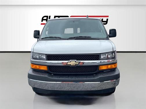 2025 Chevrolet Express 2500 RWD 2500 Regular Wheelbase WT