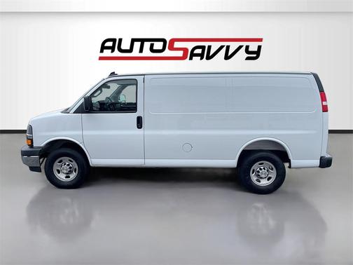 2025 Chevrolet Express 2500 RWD 2500 Regular Wheelbase WT