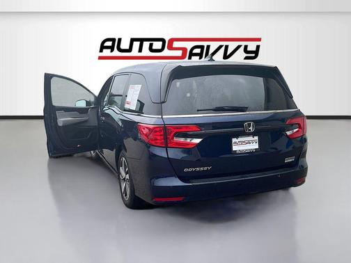 Obsidian Blue Pearl 2022 Honda Odyssey Touring