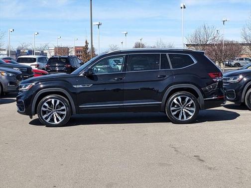 2022 Volkswagen Atlas 3.6L SEL Premium