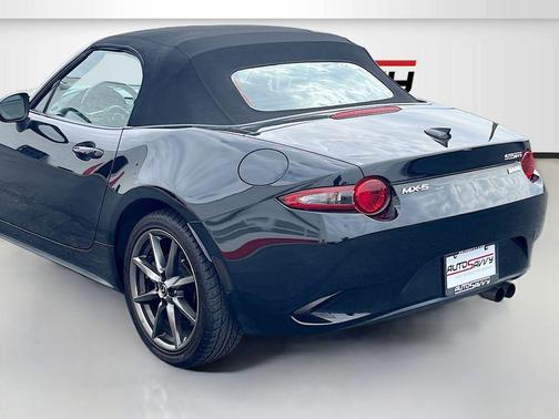 Jet Black Mica 2016 Mazda MX-5 Miata Grand Touring