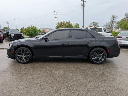 2021 Chrysler 300 S