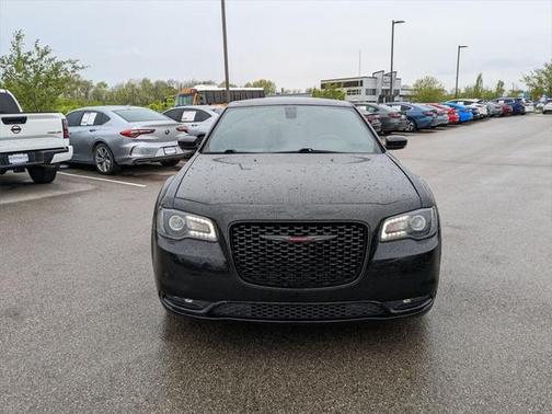 2021 Chrysler 300 S