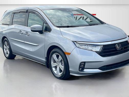 Silver 2022 Honda Odyssey EX-L