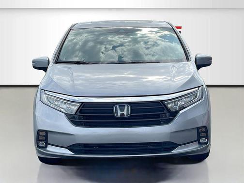 Silver 2022 Honda Odyssey EX-L
